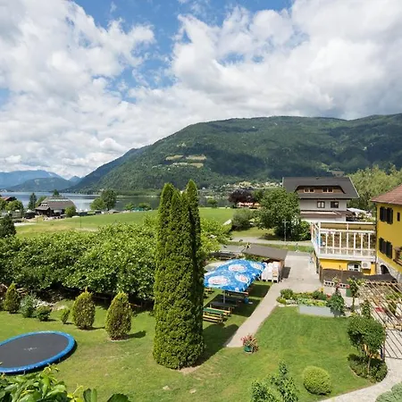 Gaestehaus Krappinger/pizzeria Mamma Mia 3*